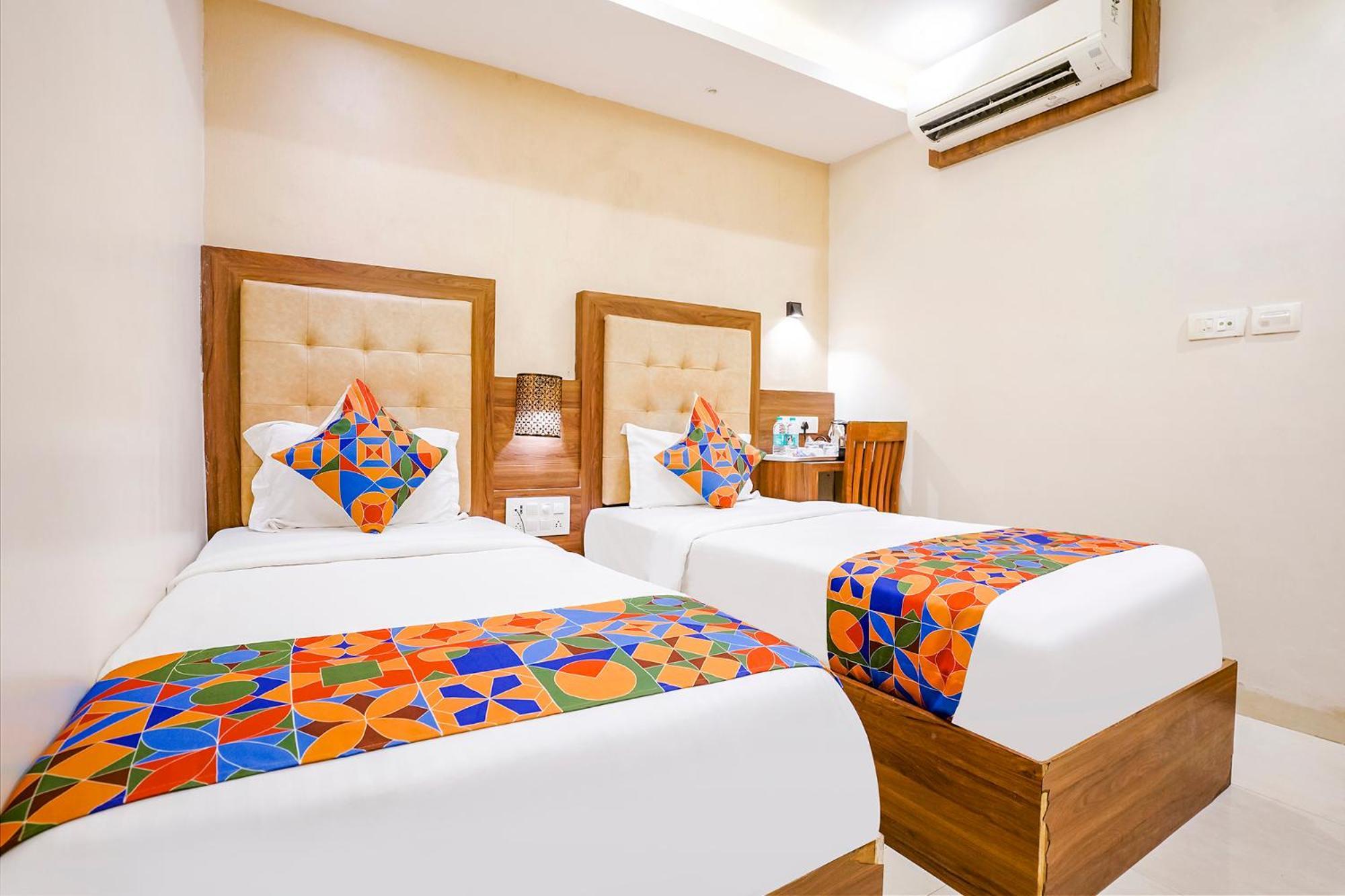 Fabhotel Amber Palace - Nr Fort & Csmt Station Bombaj Zewnętrze zdjęcie