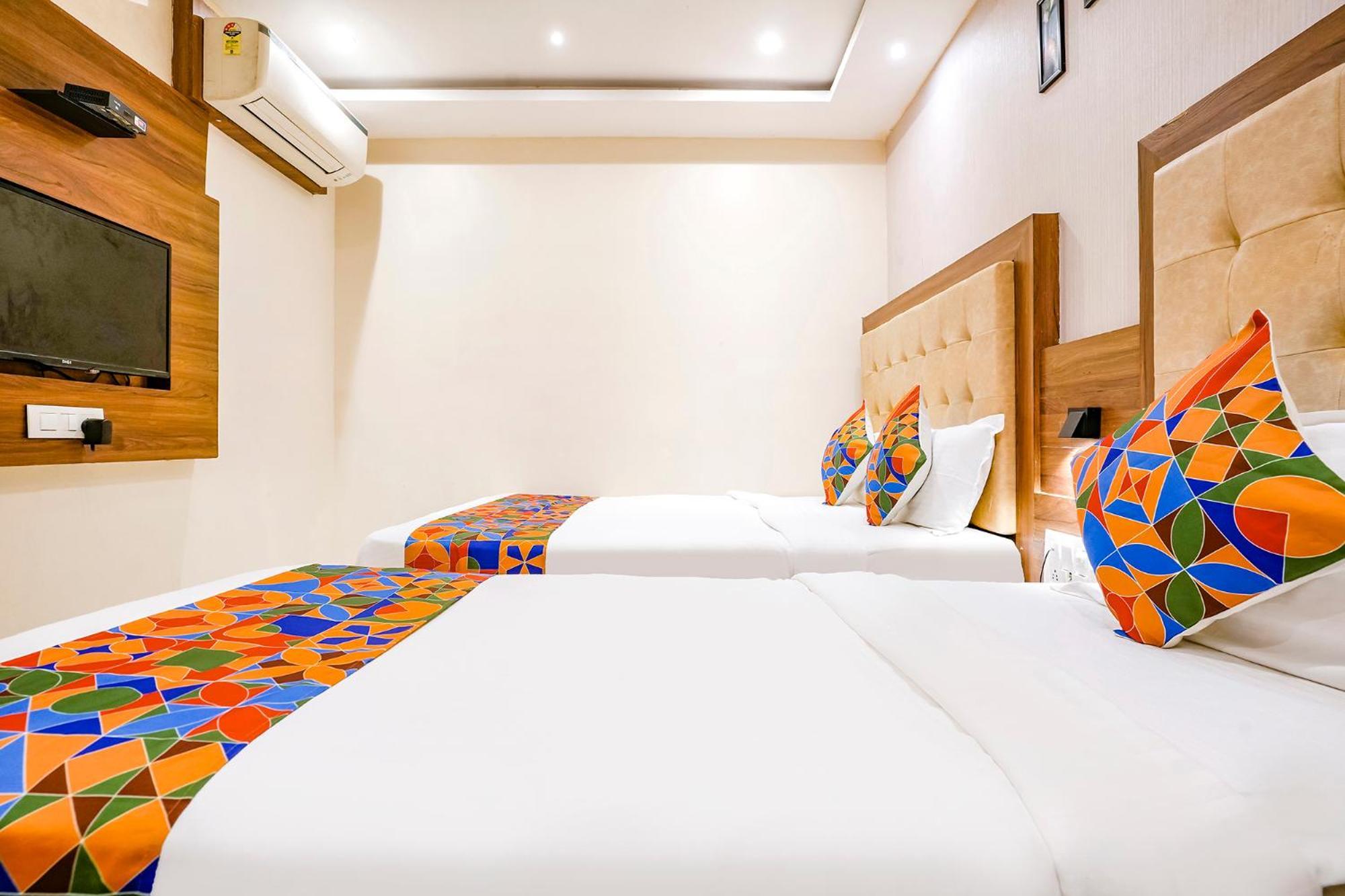 Fabhotel Amber Palace - Nr Fort & Csmt Station Bombaj Zewnętrze zdjęcie