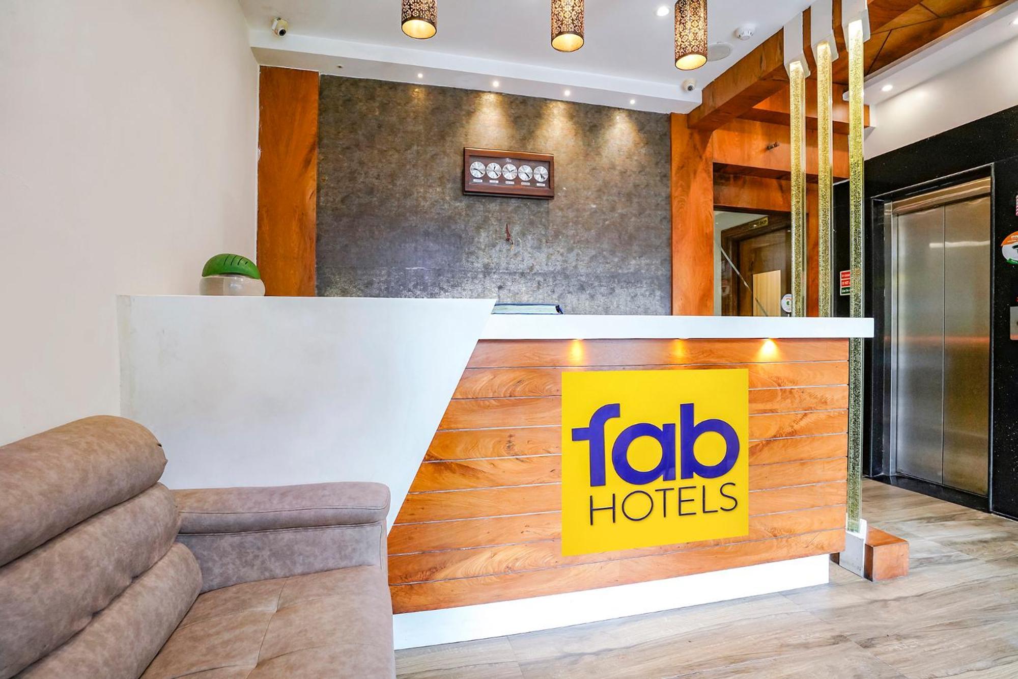 Fabhotel Amber Palace - Nr Fort & Csmt Station Bombaj Zewnętrze zdjęcie