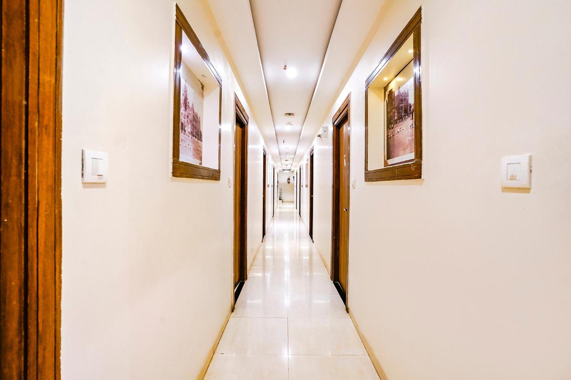 Fabhotel Amber Palace - Nr Fort & Csmt Station Bombaj Zewnętrze zdjęcie