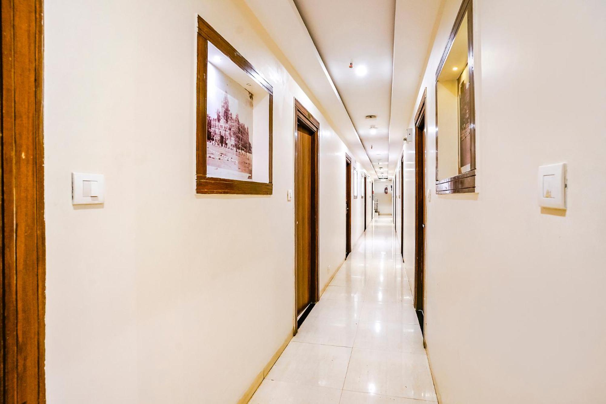 Fabhotel Amber Palace - Nr Fort & Csmt Station Bombaj Zewnętrze zdjęcie
