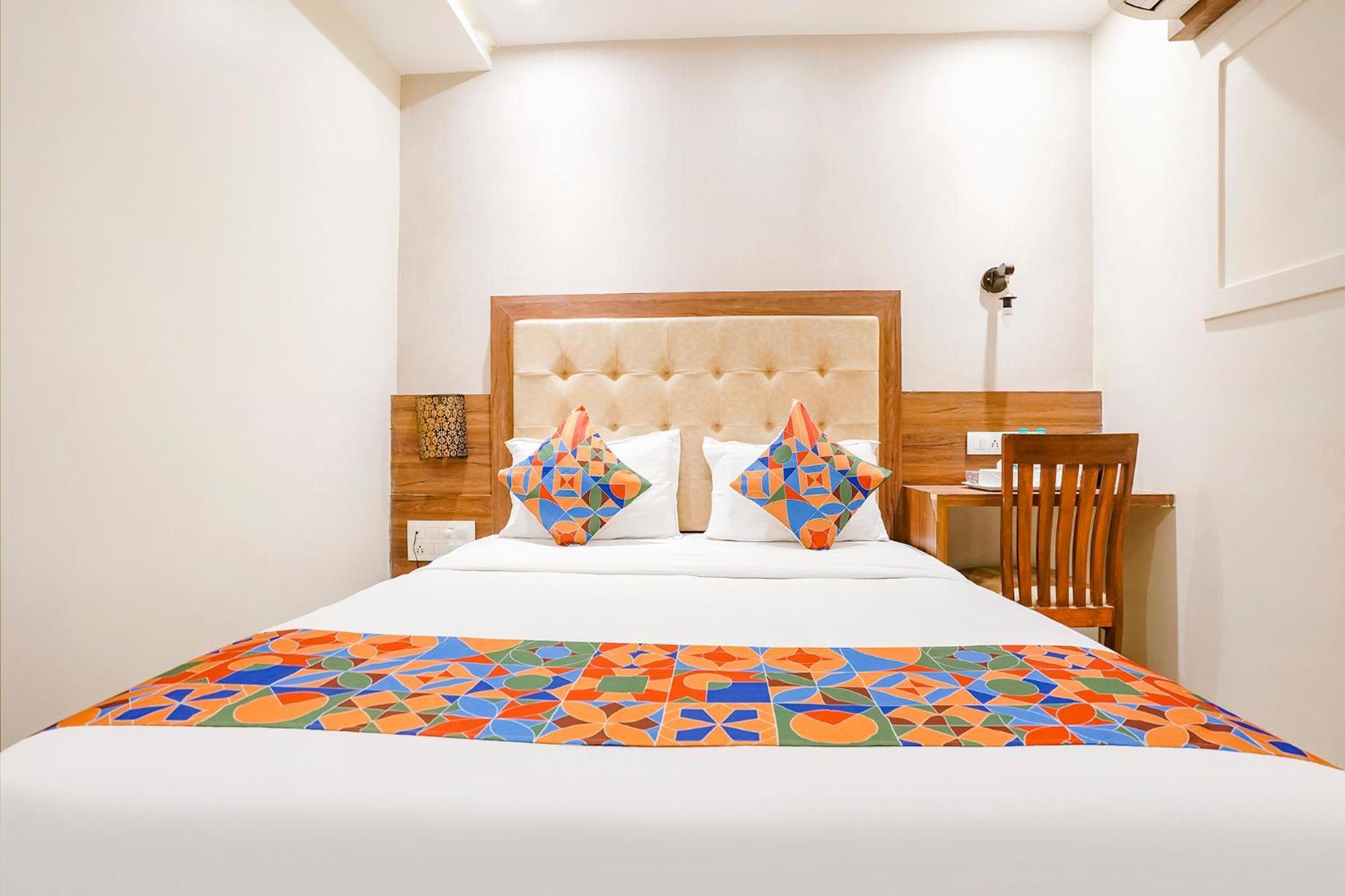 Fabhotel Amber Palace - Nr Fort & Csmt Station Bombaj Zewnętrze zdjęcie
